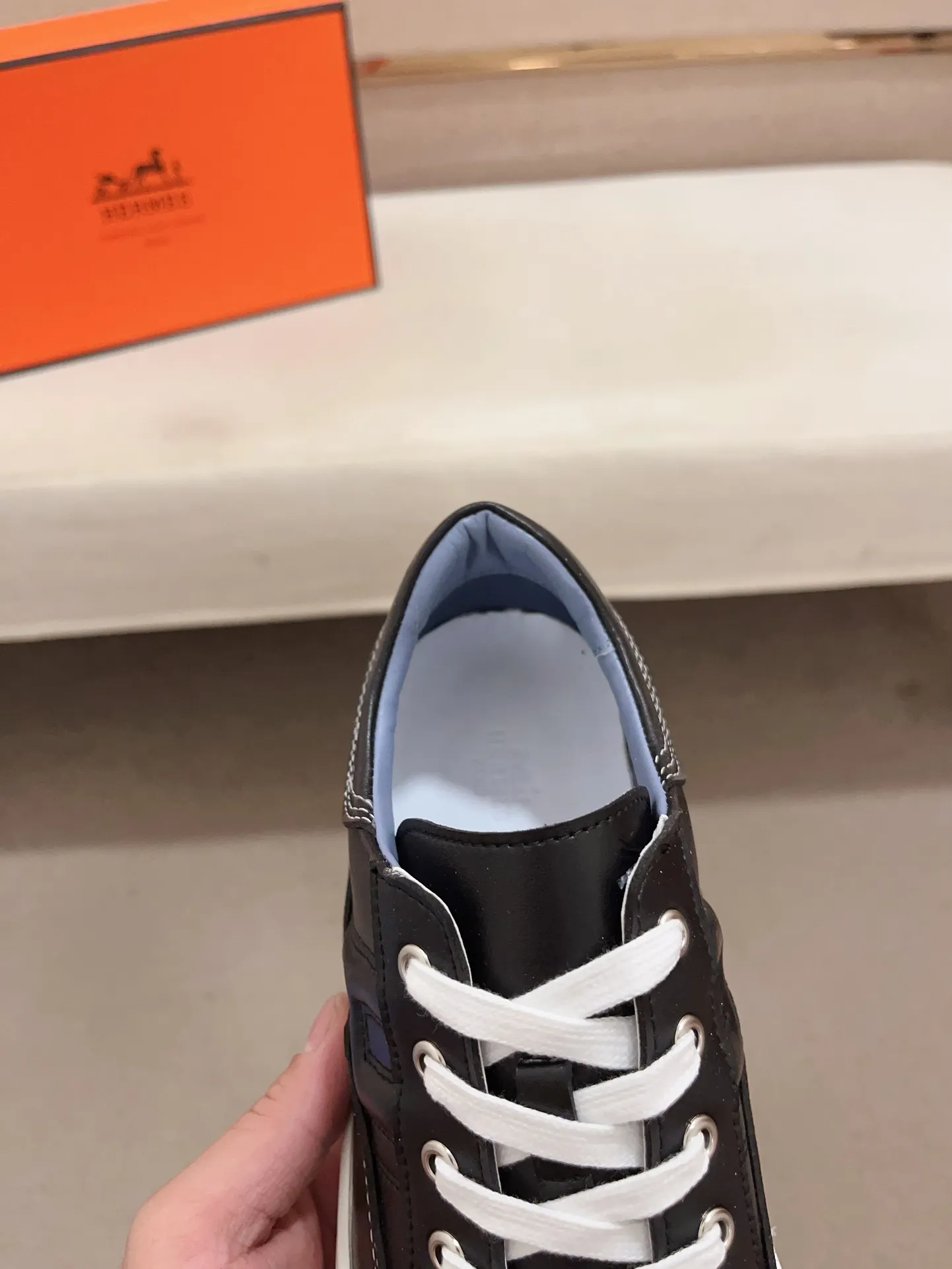 Men's clothing and shoes💰: 400💰《HERMES》【Classic Original Version】Hermès; Top 🔝 Purchasing Agency 🔍🔍Men's latest 🇺🇸 counter sales simultaneously, original ▲▲cowhide imported from Italy ▲▲Exquisite workmanship (Italian 🇮🇹Imported water-dyed 🐂cowhide lining) sole: original sole provided by the original factory, ⚠️exclusive double-layer activity·TPR·rubber·combined molded outsole; Code number: 38-44 (45/46 can be customized, non-refundable)